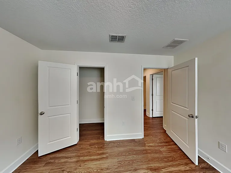 4434 Windy Hammock Way — Photo 12