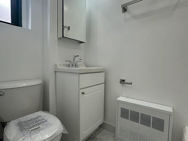 531 E 78th St #6G — Photo 9