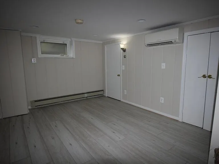 712 N Oakland St — Photo 22