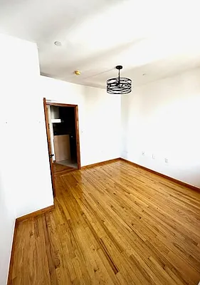 Rented by Apple Exclusive Realty Inc | media 20