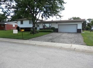 1105 Davison St, Joliet, IL 60433