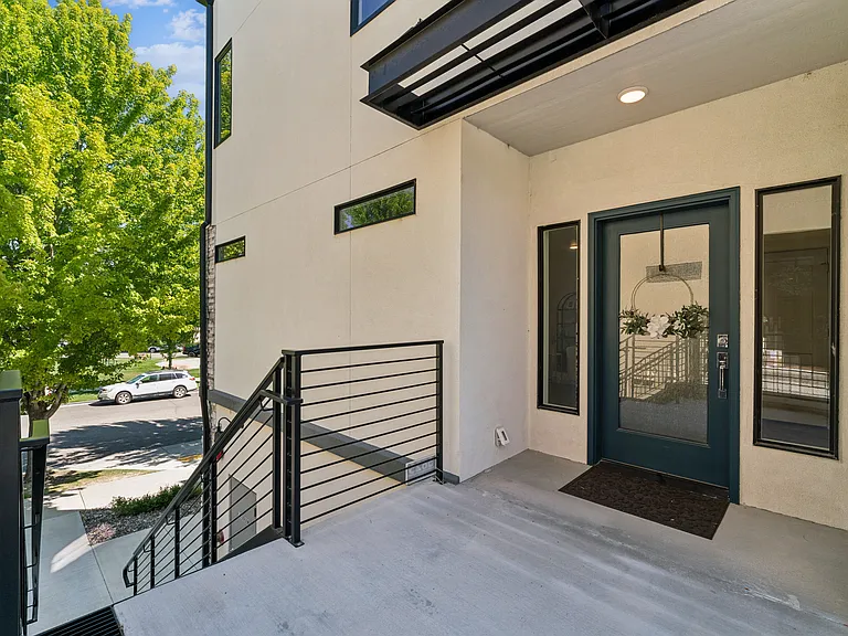 5825 W Hidden Springs Dr — Photo 2