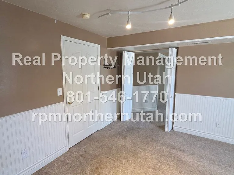 2784 S 850 W — Photo 8