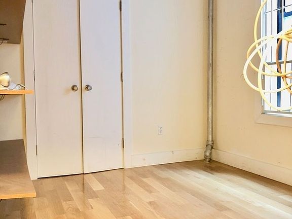 5th image of 285 Eastern Pkwy APT 4