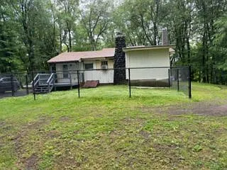 2 bed, 1.0 bath, 1024 sqft, $2,400 — Photo 1