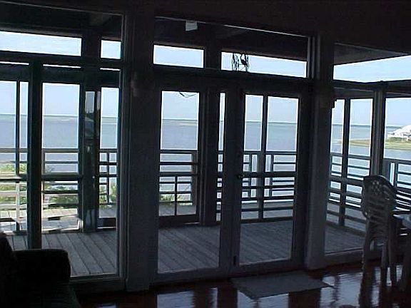 5th image of 164 Ocean View Dr
