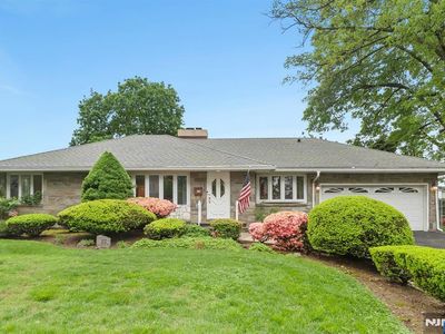 22 Linwood Ave, Elmwood Park, NJ, 07407