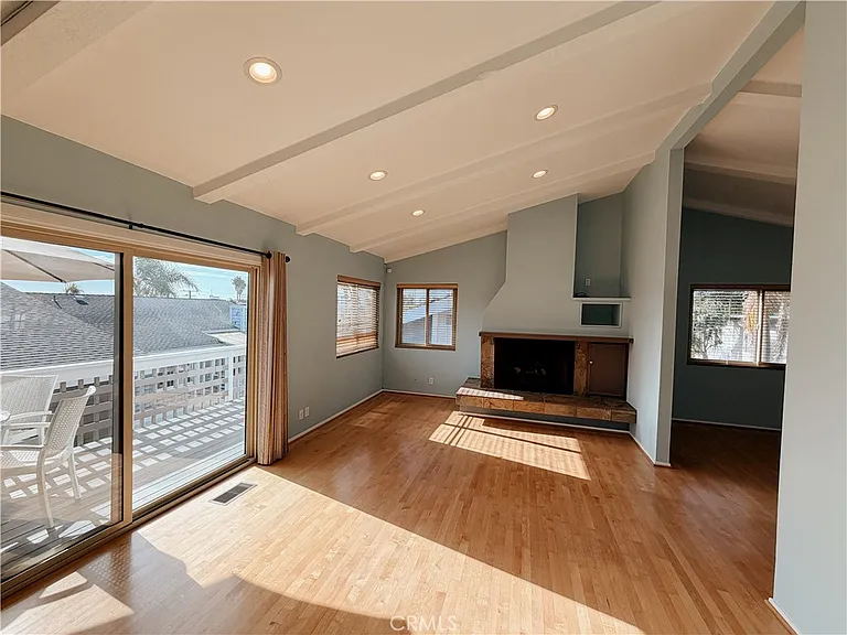 104 S Francisca Ave #C — Photo 3