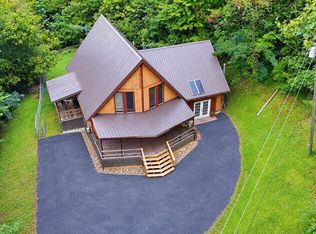 1066 State Route 1107, Paintsville, KY 41240