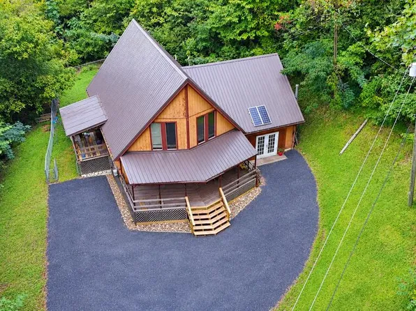 1066 State Route 1107, Paintsville, KY 41240