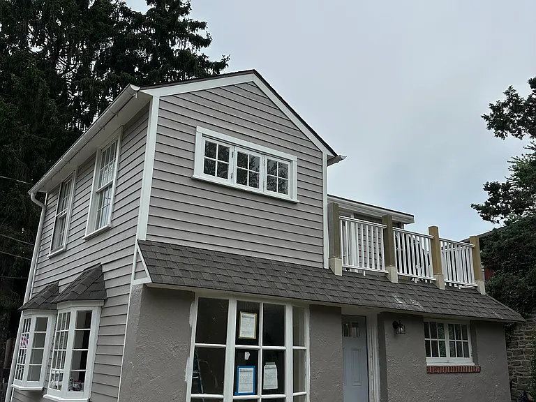 10 E Hartwell Ln — Photo 1