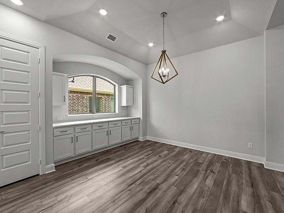 The Eastwood - Dining Room