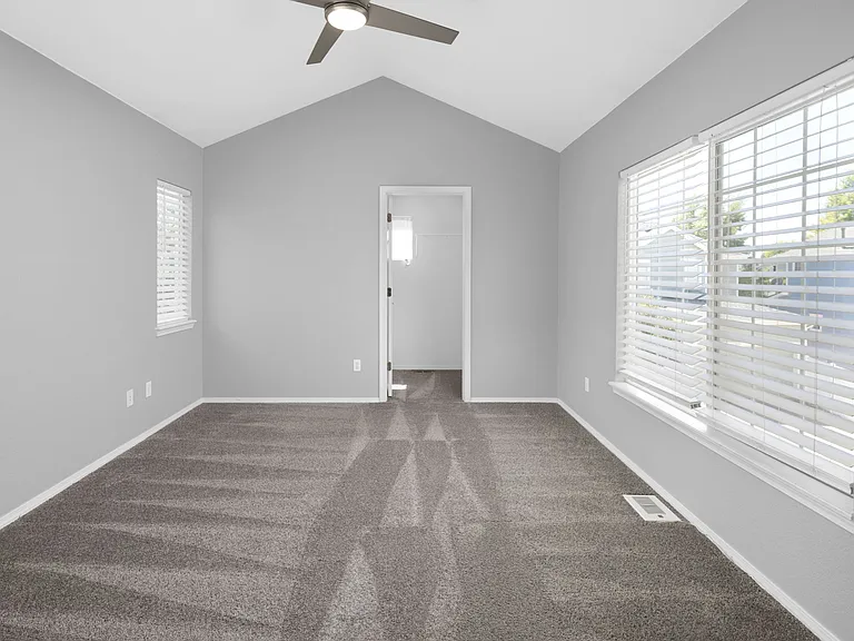 17072 E Wyoming Dr — Photo 10