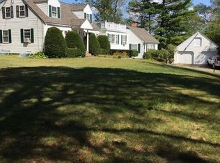 11 Taylor Point Rd, Pembroke, MA 02359