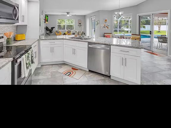 4th image of 127 Burroughs Dr