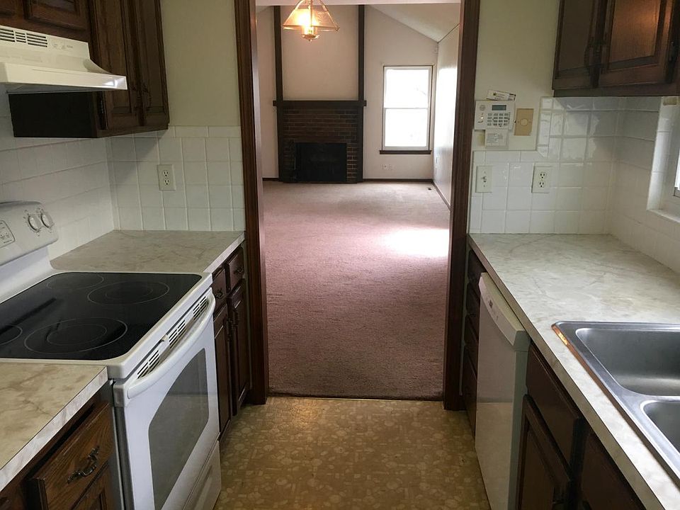 kitchen view to the main floor living area