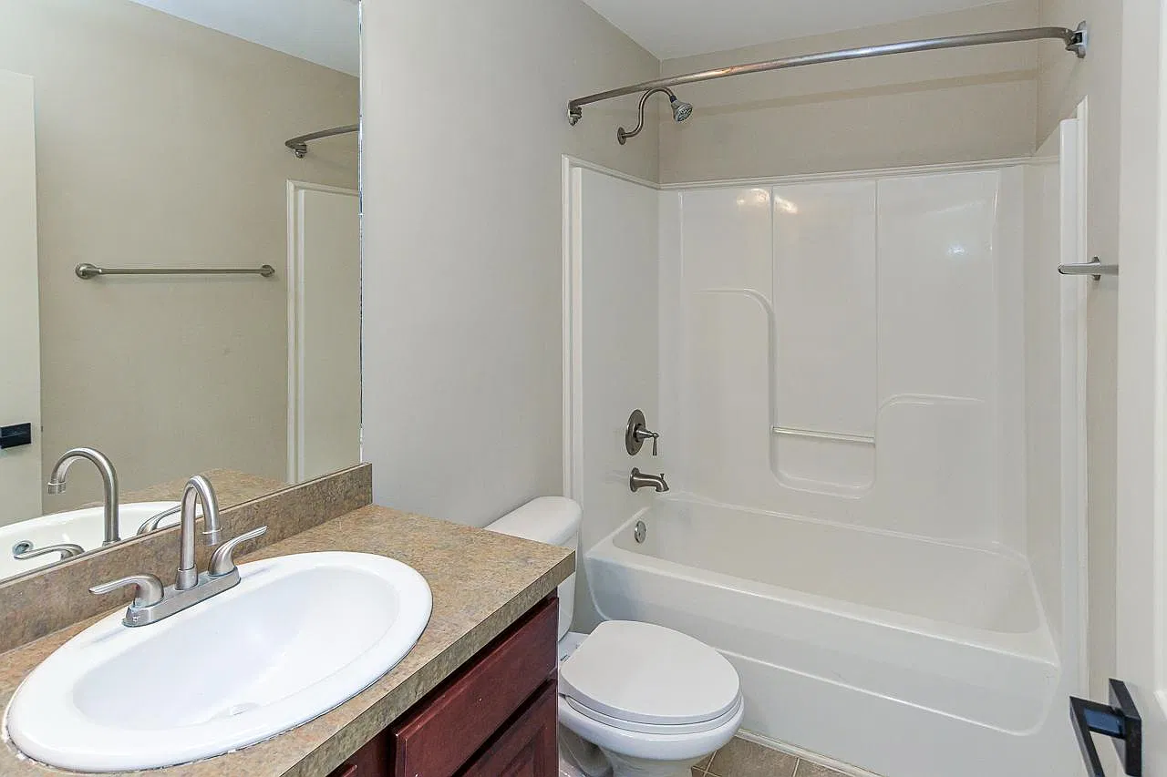 210 Fields Pond Dr — Photo 3
