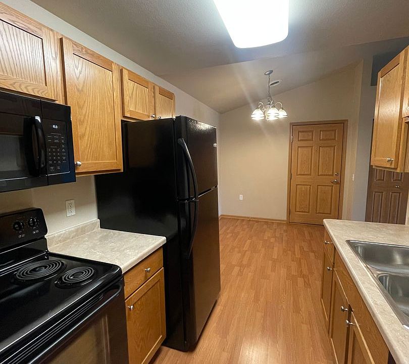 Jackson 315 Jackson St Beaver Dam WI Zillow