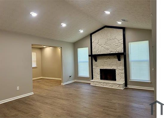 2nd image of 343 Martin Dr