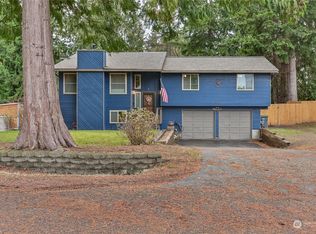 8250 University Point Cir NE, Bremerton, WA 98311
