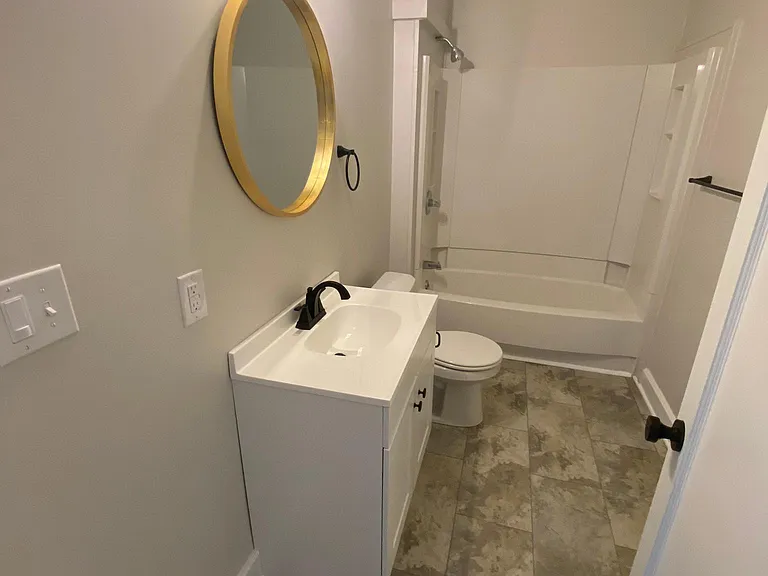 425 Lafayette Ave — Photo 16