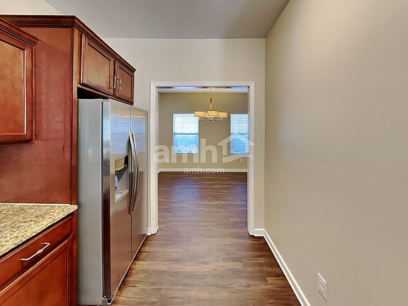 5th image of 1056 Joselynn Dr