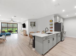 7364 Rockefeller Dr, Naples, FL 34119