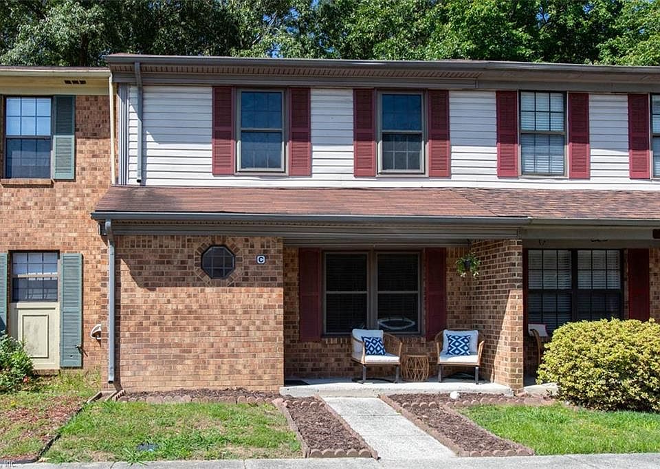 1st image of 374 Circuit Lane #C
