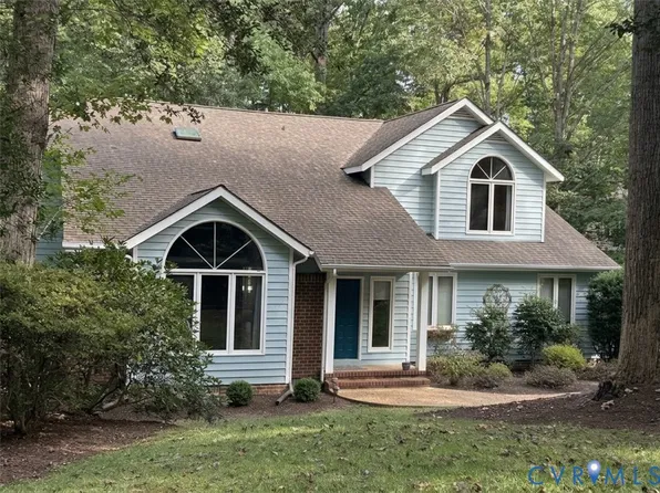 5420 Sunrise Bluff Ct, Midlothian, VA 23112