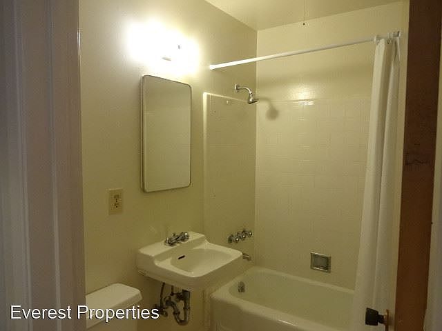 2nd image of 2007 Haste St APT 5