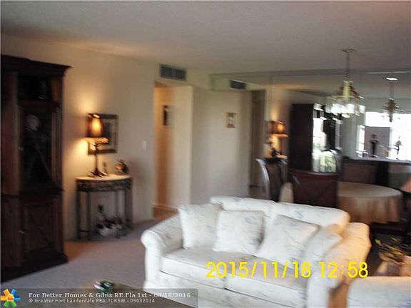 4th image of 101 SE 3rd Ave APT 404