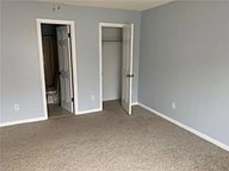 4307 Manchester Ln — Photo 19