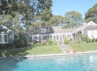 253 Georgica Rd, East Hampton, NY 11937
