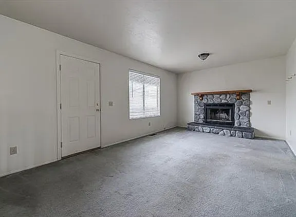 2930 S Dunsmoore Way — Photo 6