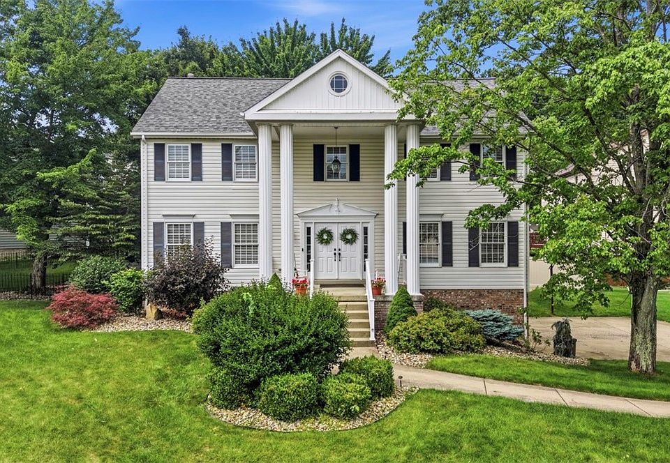 1st image of 604 Jennifer Dr
