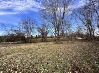 400 N Main St, Erin, TN 37061