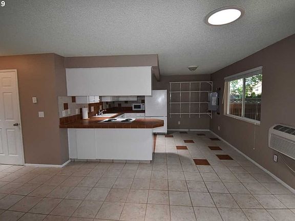 3rd image of 13505 NW 10th Ave