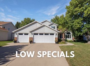 3101 37 1/2 Ave S, Fargo, ND 58104