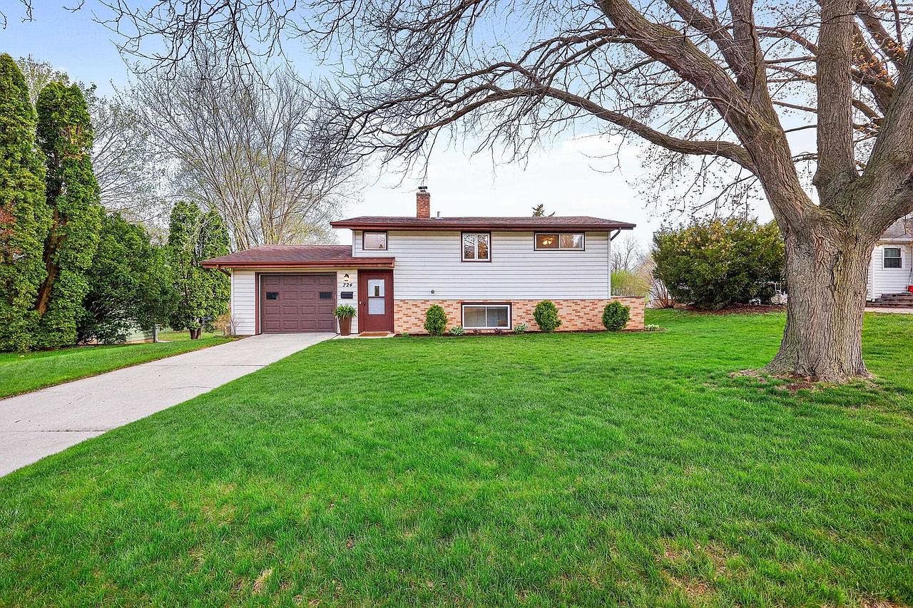 724 Wilson Street, Sun Prairie, WI 53590 | Zillow