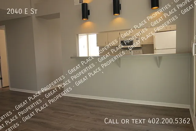 2040 E St — Photo 20