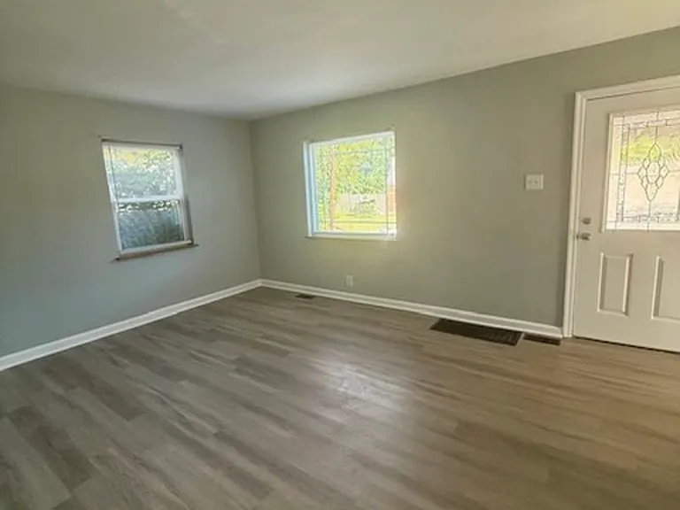 357 Riddle Pl — Photo 3