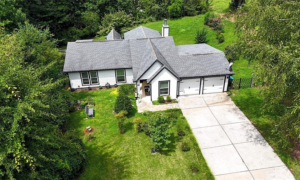 1st image of 2722 Inverloch Cir