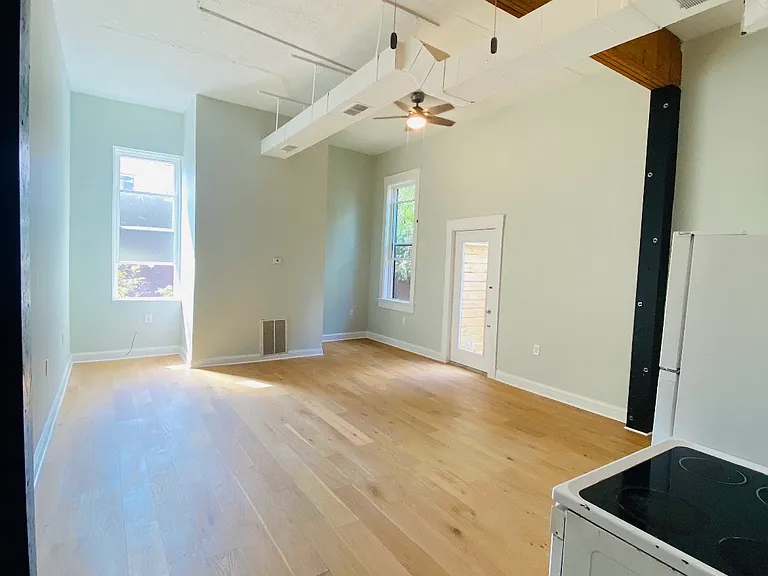 1710 Blue Rock St #3 — Photo 2