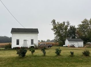 5130 Latham Rd, Rockford, IL 61101