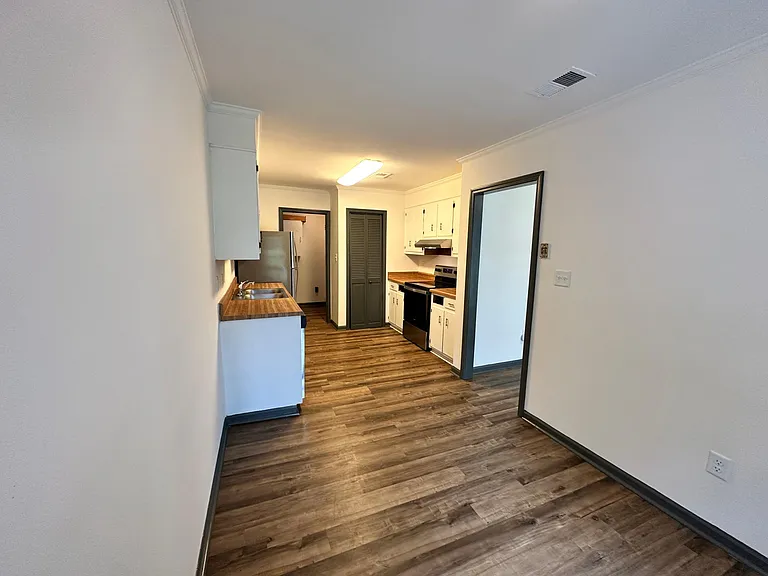 568 Fairfield Way — Photo 8