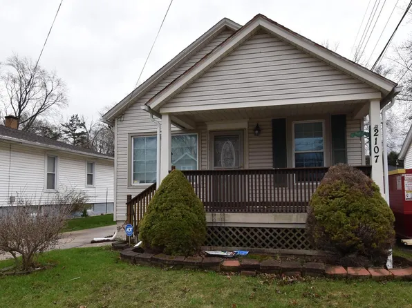 2107 Rupert BOULEVARD, Racine, WI 53405