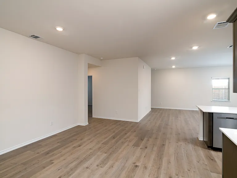 201 Tadpole Ln — Photo 7