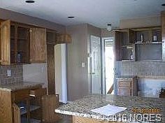 2nd image of 120 N Supernaw St