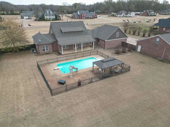 7365 Osborn Meadows Dr, Arlington, TN 38002