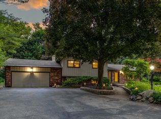 366 Rye Rd, Mundelein, IL 60060